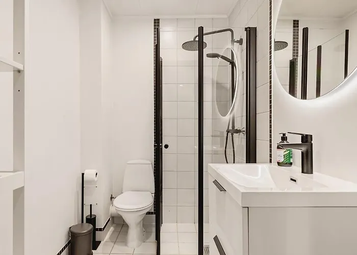 Dinbnb I Penthouse 250m From Center I Privat Balcony Appartamento Bergen